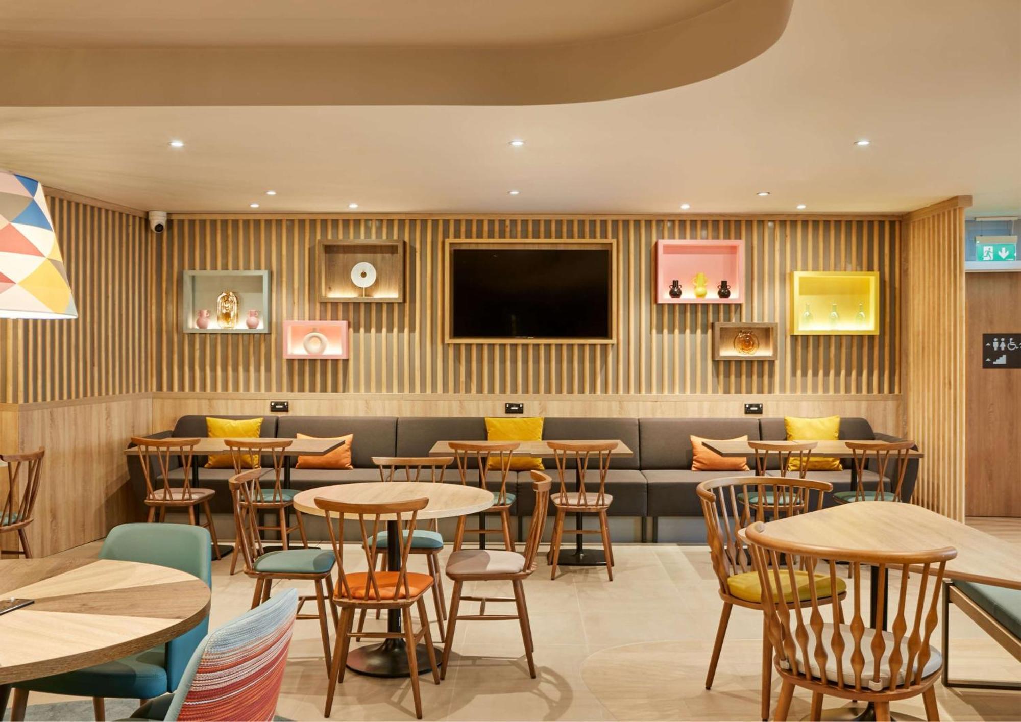 Hampton By Hilton Dublin City Centre Екстериор снимка